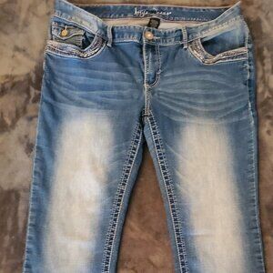 Ariya Brand womens jeans size 14 like new